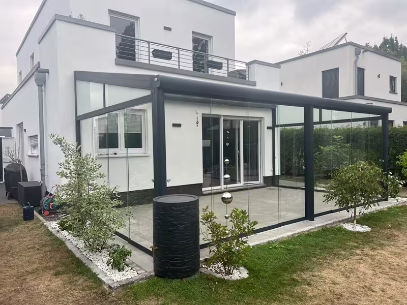 Terrassenüberdachung in Krefeld mit Schiebeelementen