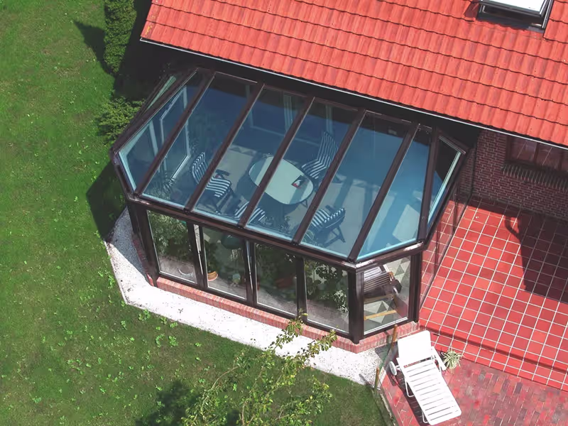 Reinigung (1) Panorama Terrassenüberdachung mit Terrassendachmarkise, Aufdachmarkise