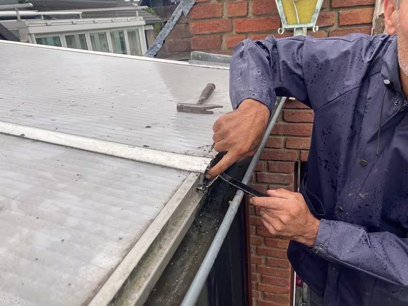 Reparatur (7) Panorama Terrassenüberdachung mit Terrassendachmarkise